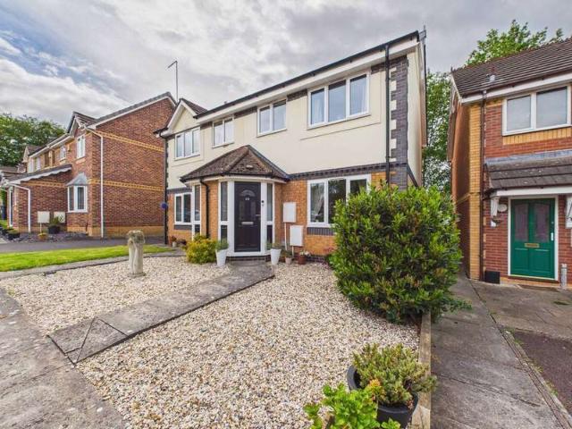 Property for sale in Feckenham, City Of Bristol