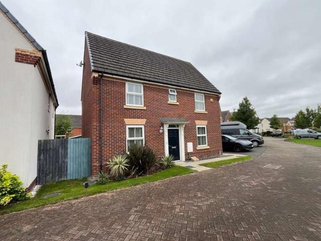 Property for sale in Chapelford