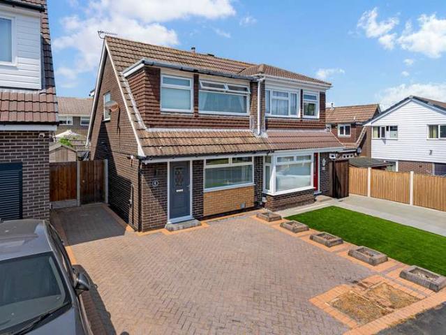 Property for sale in Halton