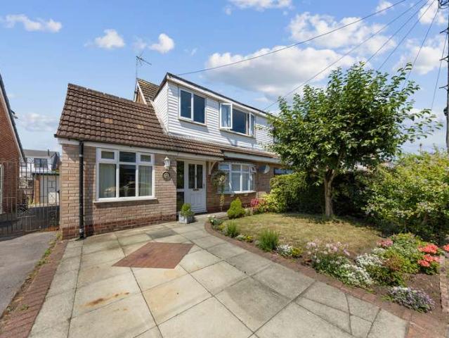 Property for rent in Woolston, Warrington