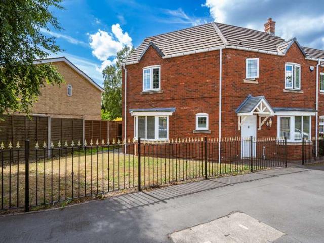 Property for sale in Stourbridge, West Midlands