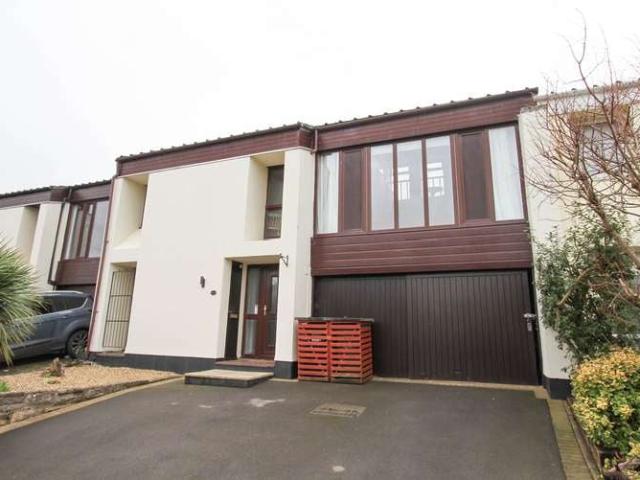Property for sale in Nailsea, North Somerset