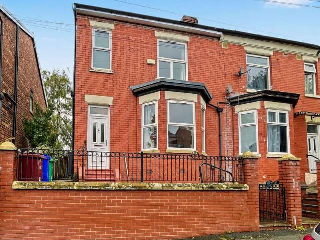 Property for sale in Crumpsall, Manchester