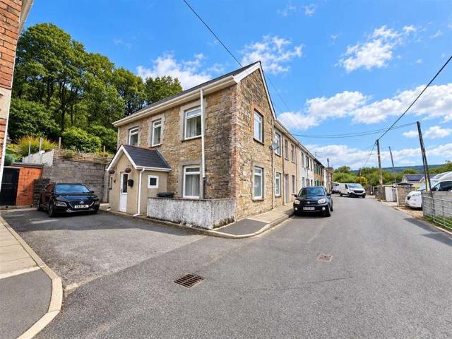 Property for sale in Aberaman South, Aberaman