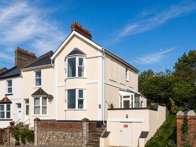 Property for rent in Ellacombe, Babbacombe