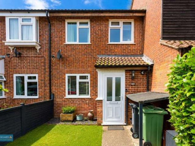 Property for sale in Dowslands, Rumwell