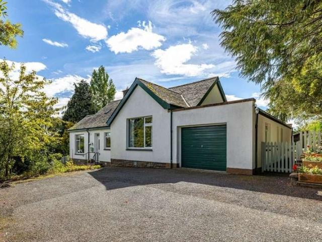Property for sale in Bowden Mill, Bowden