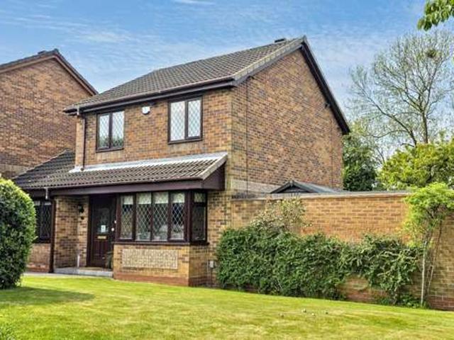 Property for sale in Stonydelph, Kettlebrook