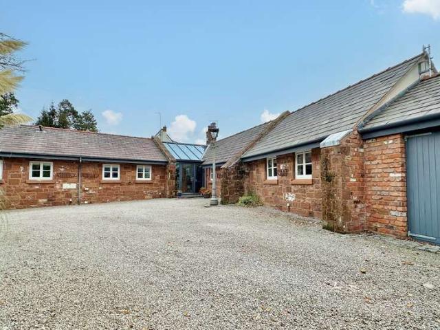 Property for sale in Little Neston, West Vale