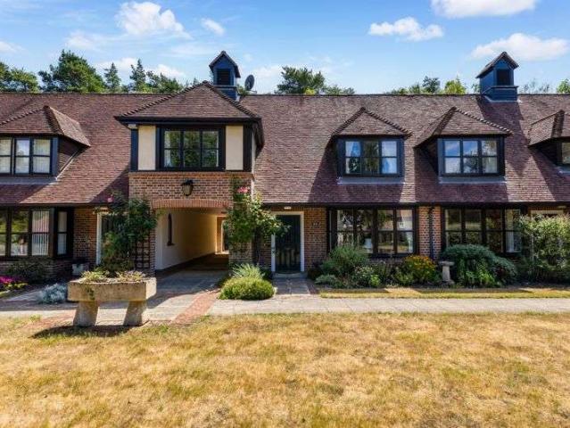 Property for sale in Heol-las, Surrey