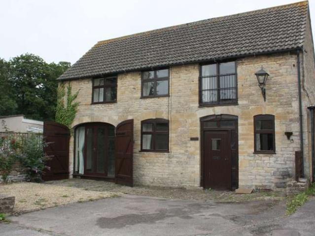 Property for rent in Kingswood, School House