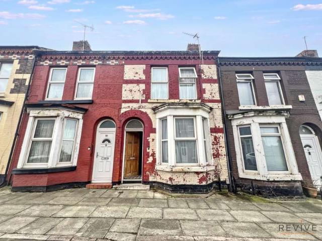 Property for sale in Calderstones
