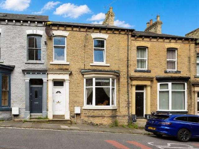 Property for sale in Bishop Auckland