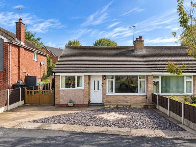 Property for sale in Cheadle Hulme, Greater Manchester