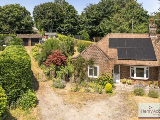 Property for sale in Littlecote, West Sussex