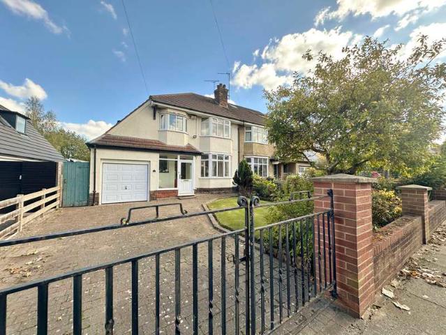 Property for sale in Overchurch Hill, Upton