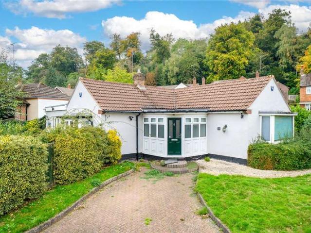 Property for sale in Tettenhall, West Midlands