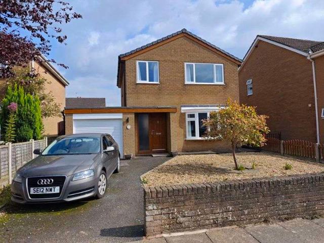 Property for sale in Morton