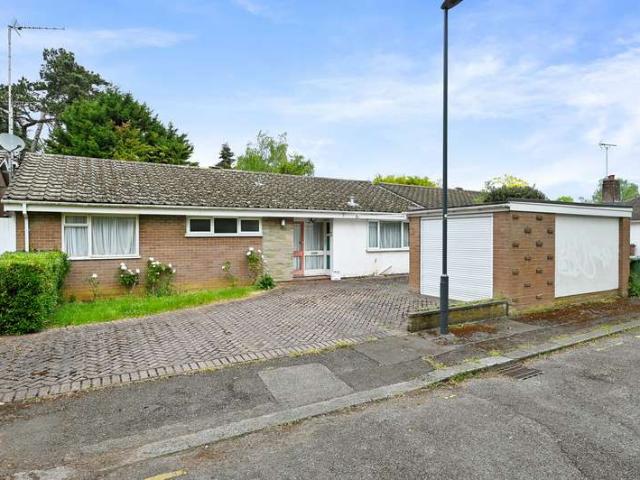 Property for sale in Pinner, Greater London