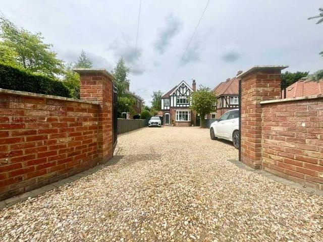 Property for sale in Nunsthorpe, Scartho