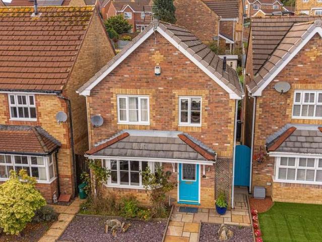 Property for sale in Tonyrefail