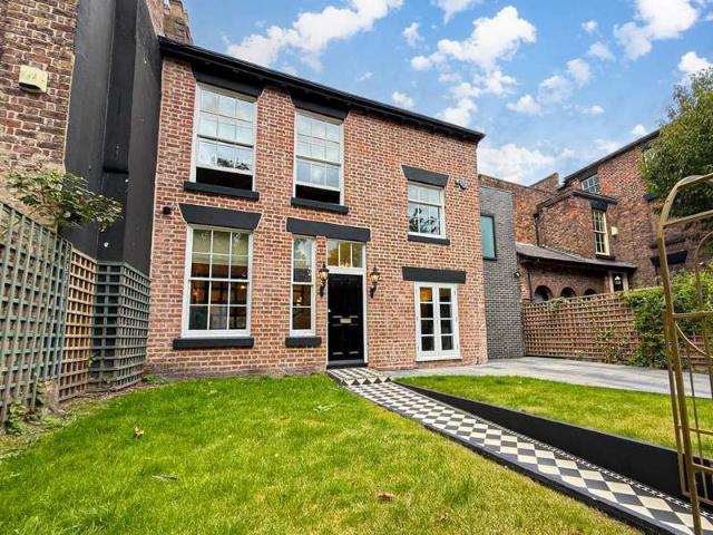 Property for sale in Calderstones