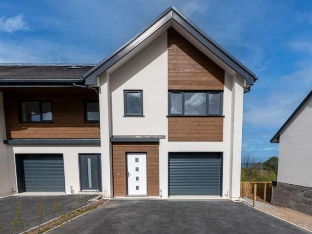 Property for sale in Pen-y-Cae, Penmaenmawr
