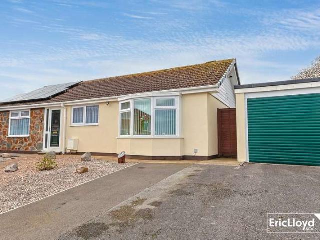 Property for sale in Three Beaches, Livermead