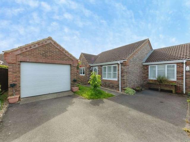 Property for sale in South Killingholme, North Lincolnshire