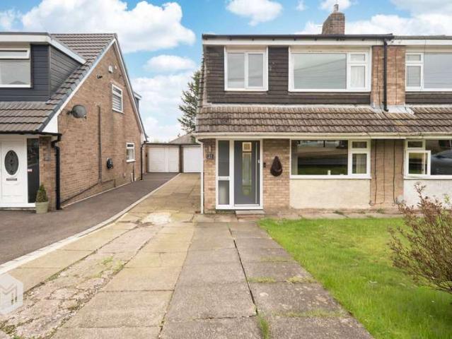 Property for sale in Hazelhurst, Bury