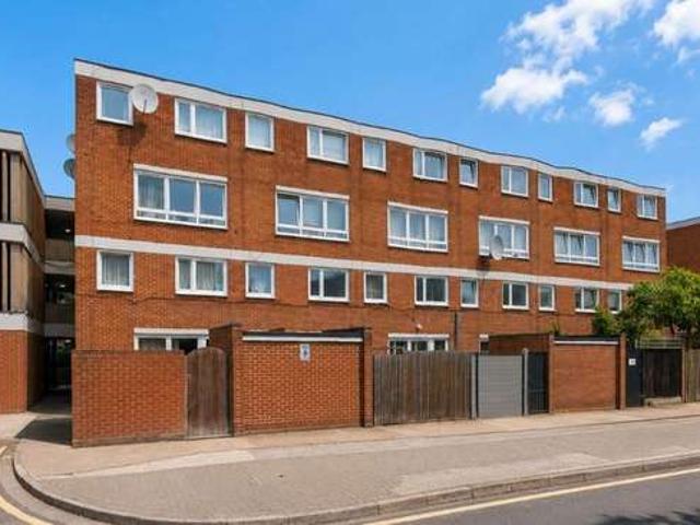 Property for sale in Battersea, Greater London