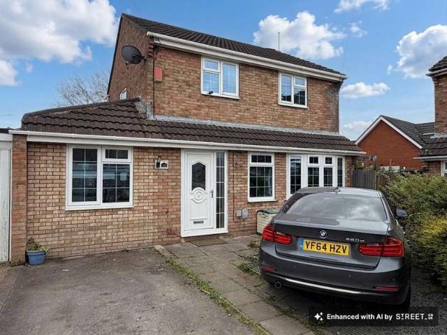 Property for sale in Font-y-Gary, Rhoose
