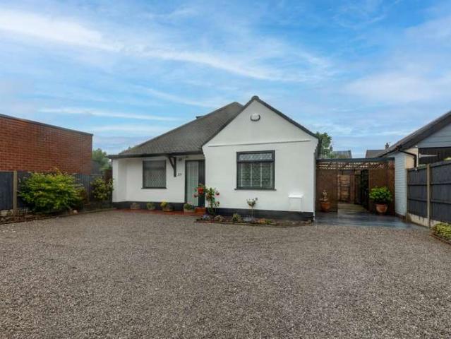Property for sale in Rossmore, Cheshire