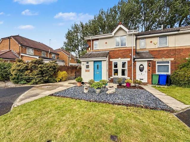 Property for sale in Besses o' th' Barn, Bury