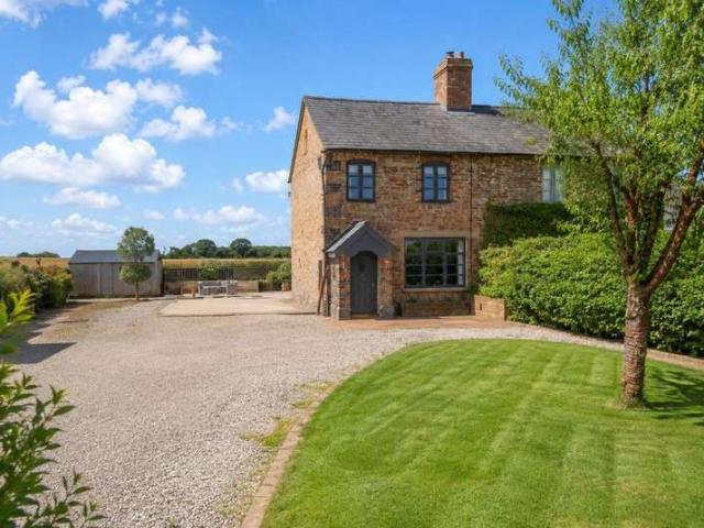 Property for sale in Bridstow