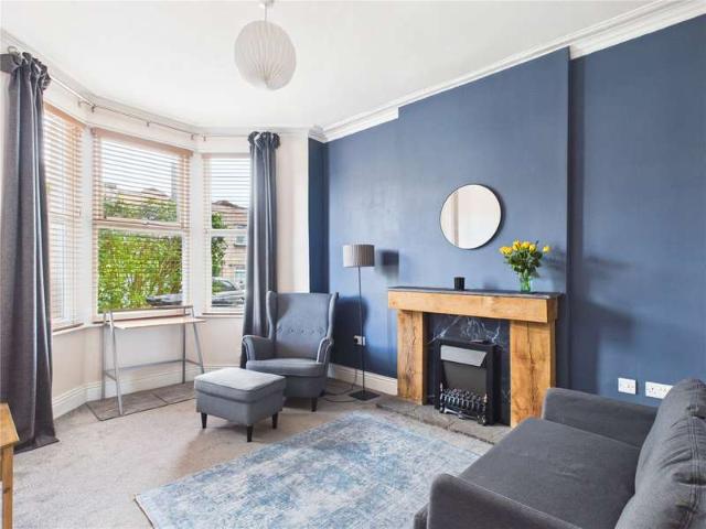 Property for sale in Kingswood