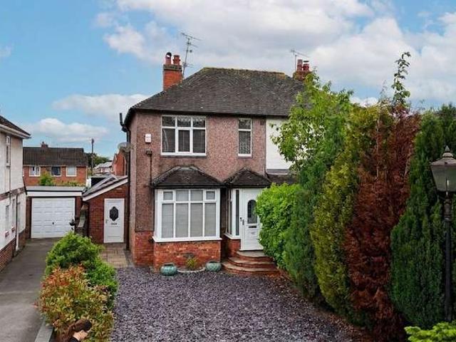 Property for sale in Shavington cum Gresty, Shavington