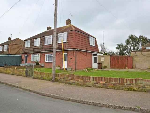 Property for rent in Isle of Grain, Grain