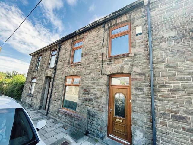 Property for rent in Ynysybwl and Coed-y-cwm, Ynysybwl