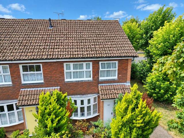Property for sale in Batchworth, Hertfordshire