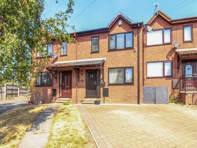 Property for sale in Wrenthorpe, West Yorkshire