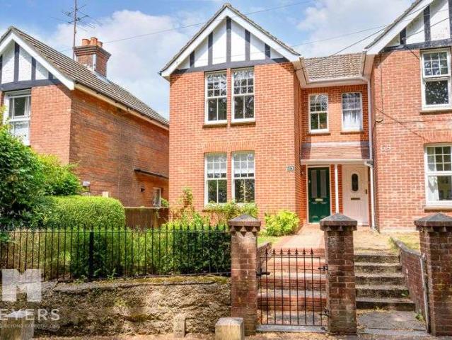 Property for sale in Ringwood, Ashurst Bridge