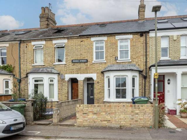Property for sale in Robin Hood, The Slade