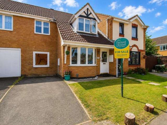 Property for sale in Normanton and Altofts, West Yorkshire