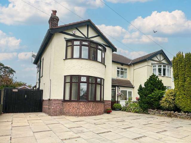 Property for sale in Woodchurch, Mapleton
