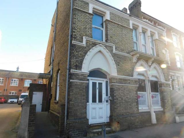 Property for rent in Sheerness, Oad Street