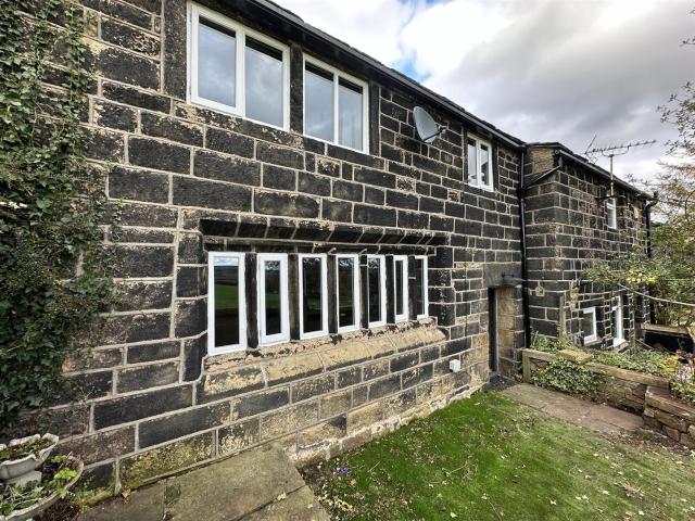 House for rent in Luddendenfoot, West Yorkshire