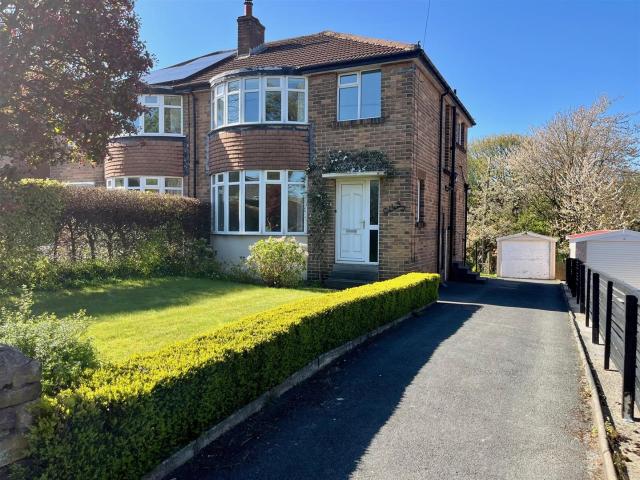House for rent in Meltham, West Yorkshire