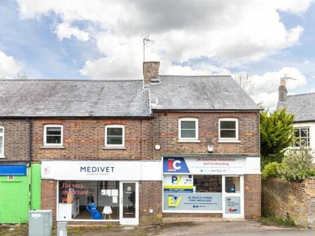 House for rent in Hatching Green, Five Acres