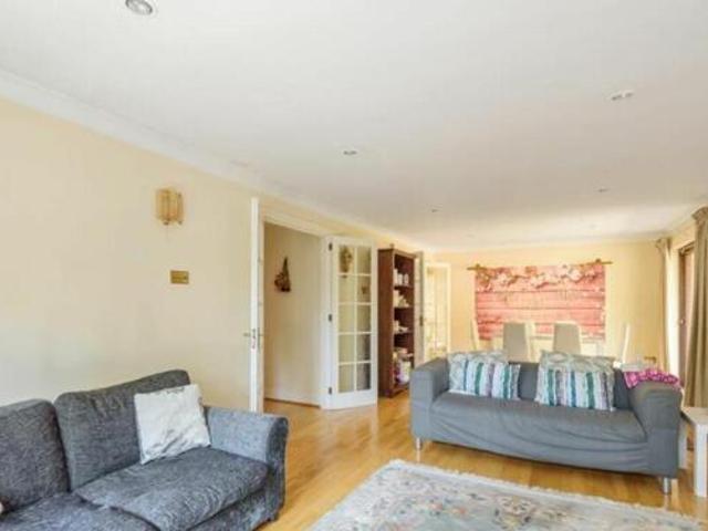 House for rent in Pinner, Greater London